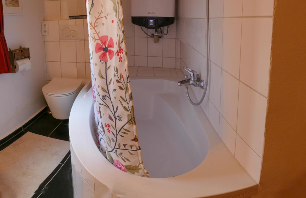 Ferienwohnung Mainromantik Winterhausen ภายนอก รูปภาพ